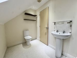 Photo 18- click for photo gallery